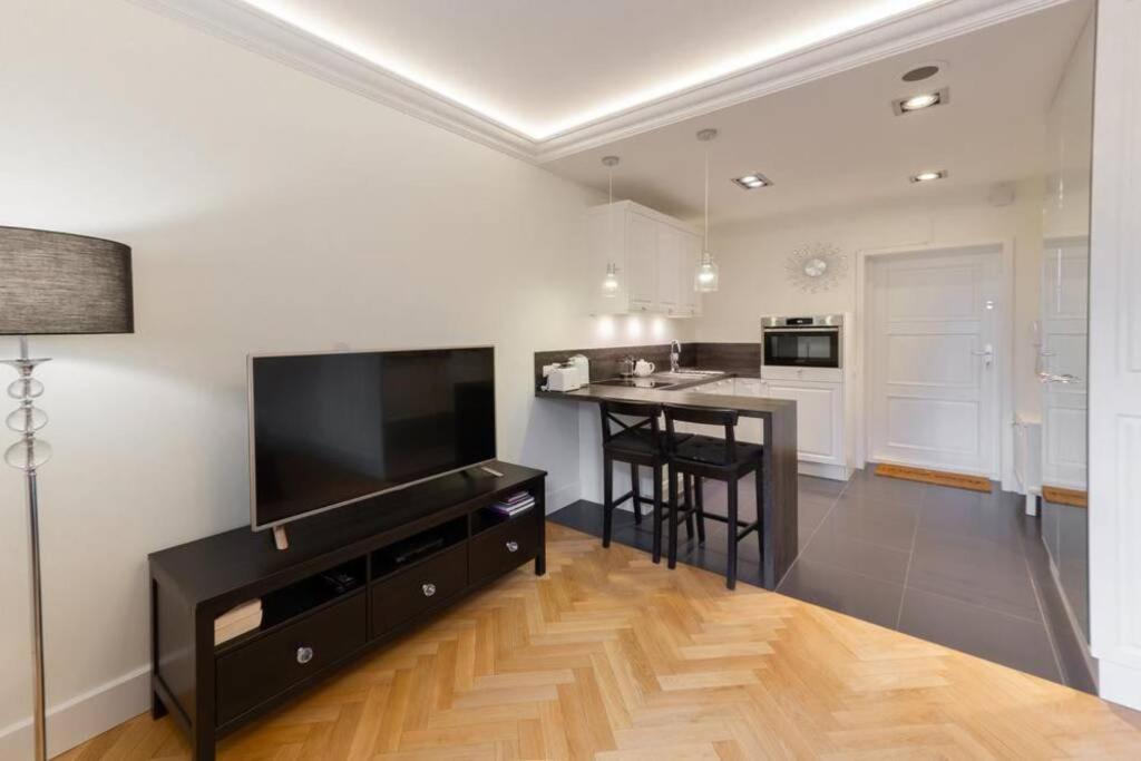 Apartamenty-Mi Crystal Варшава Екстериор снимка